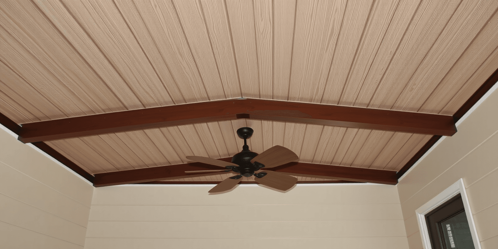 Choosing the Right Wood Plastic Composite Decking Ceiling for Your Home